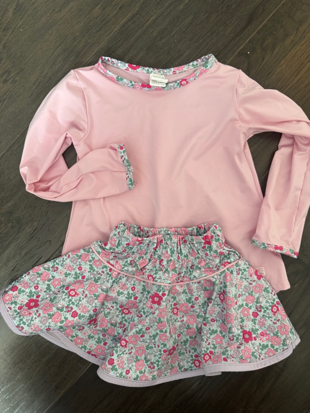 Set athletics Girls' Pink Floral Top & Skirt Set